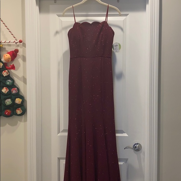 Dress - Picture 1 of 5